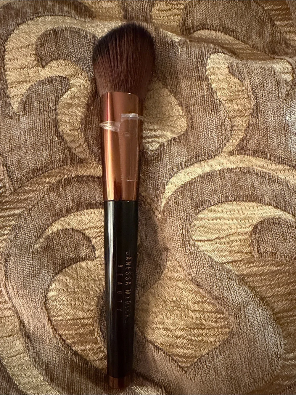 Danessa Myricks Beauty YUMMY FACE 1.0 ALL OVER COMPLEXION BRUSH